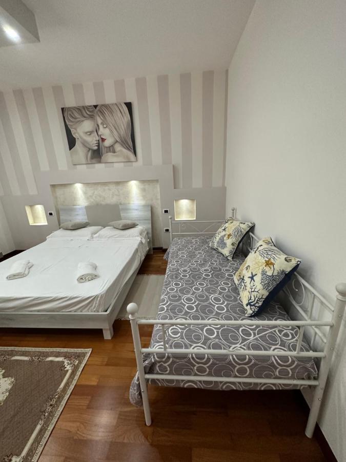 B&B By Family L&G Vibo Valentia Marina Esterno foto